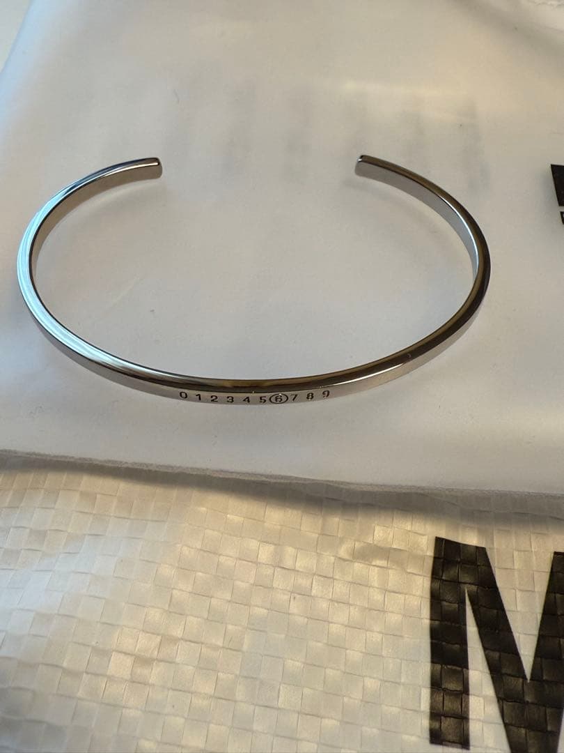 値下げ中【MM6】バングル　SM7UY0054 シルバー　02