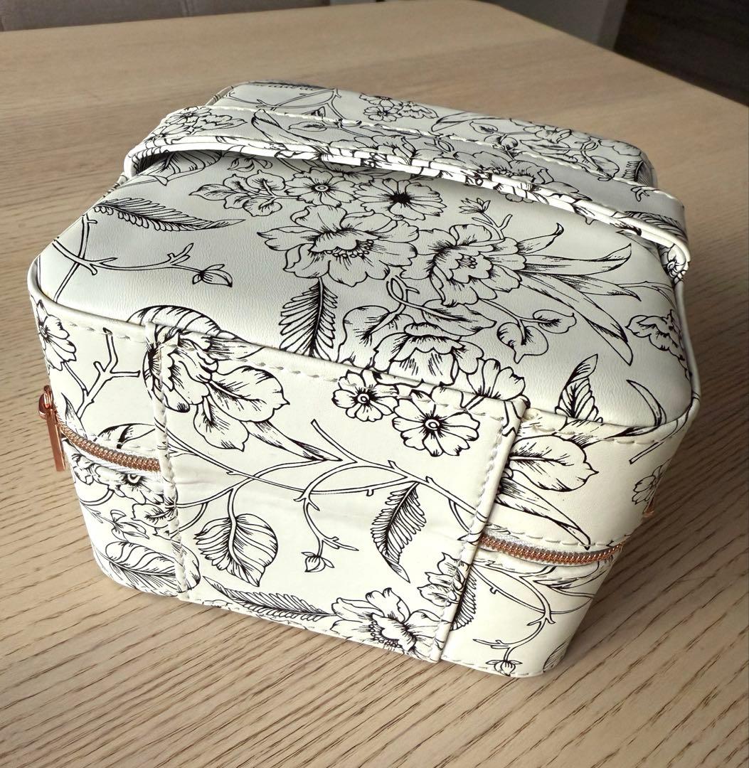 doTERRA エッセンシャル中古オイルセット&バニティケース ポーチ 限定品