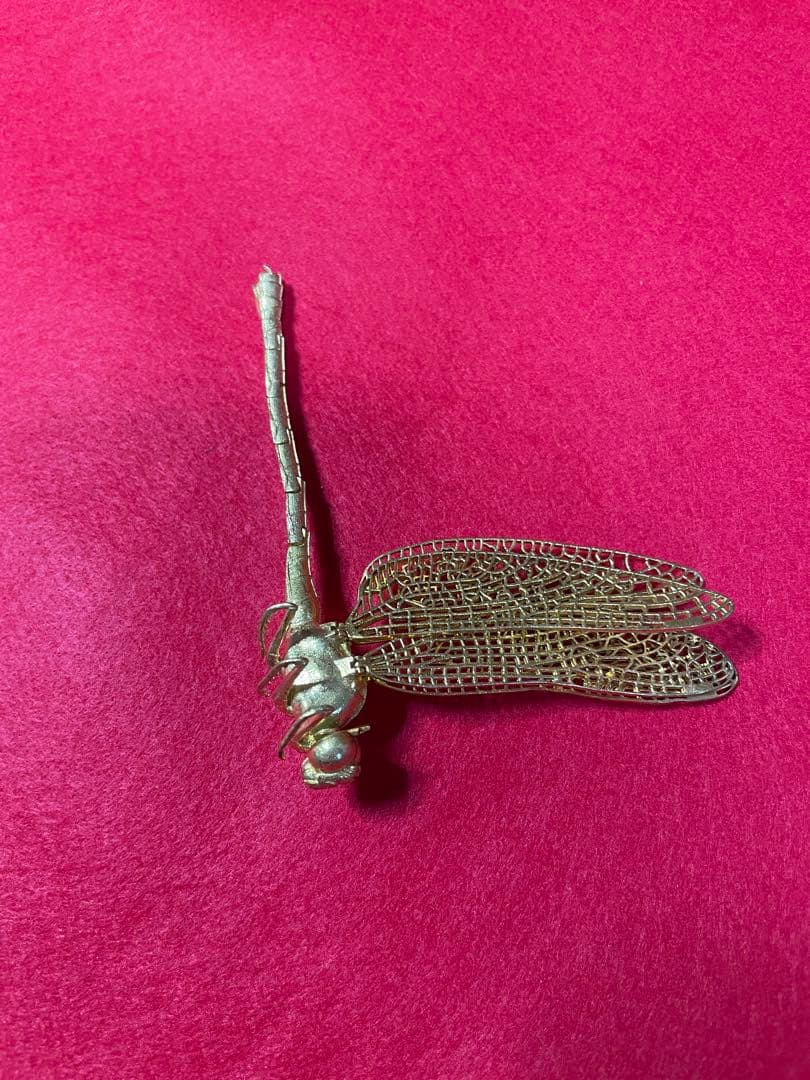 (値引き)自在置物トンボ金属工芸品