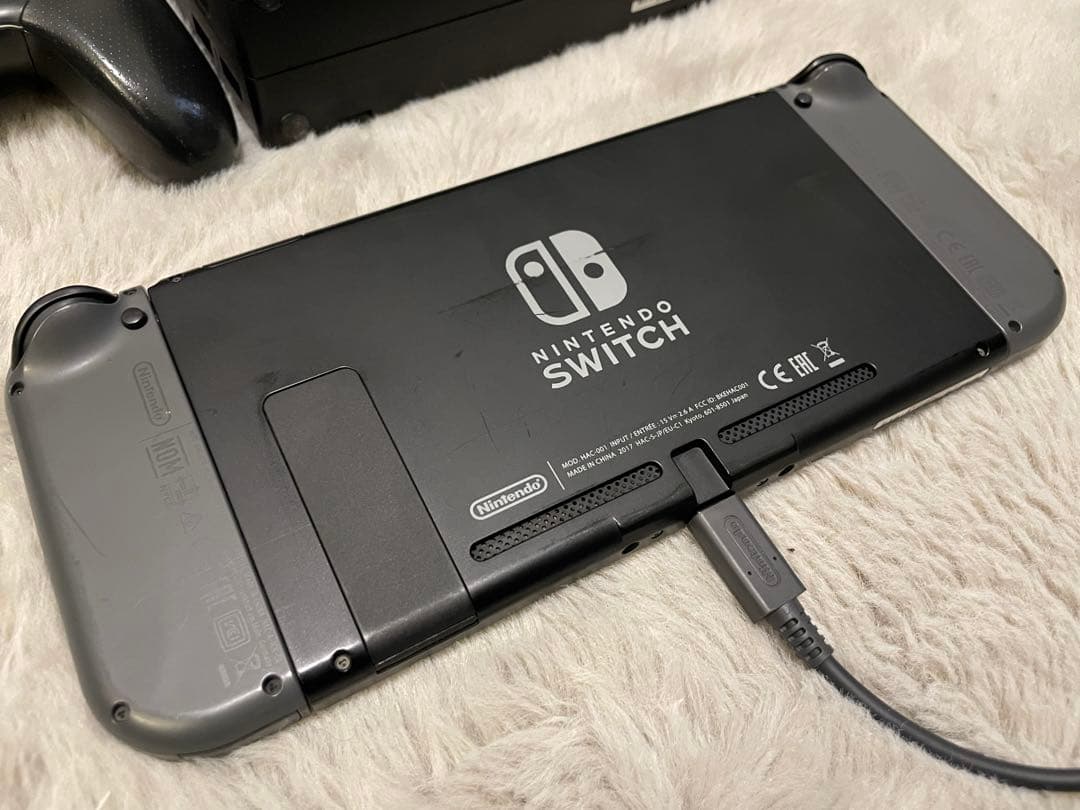 【動作不良あり】Nintendo Switch 本体＋Proコントローラー