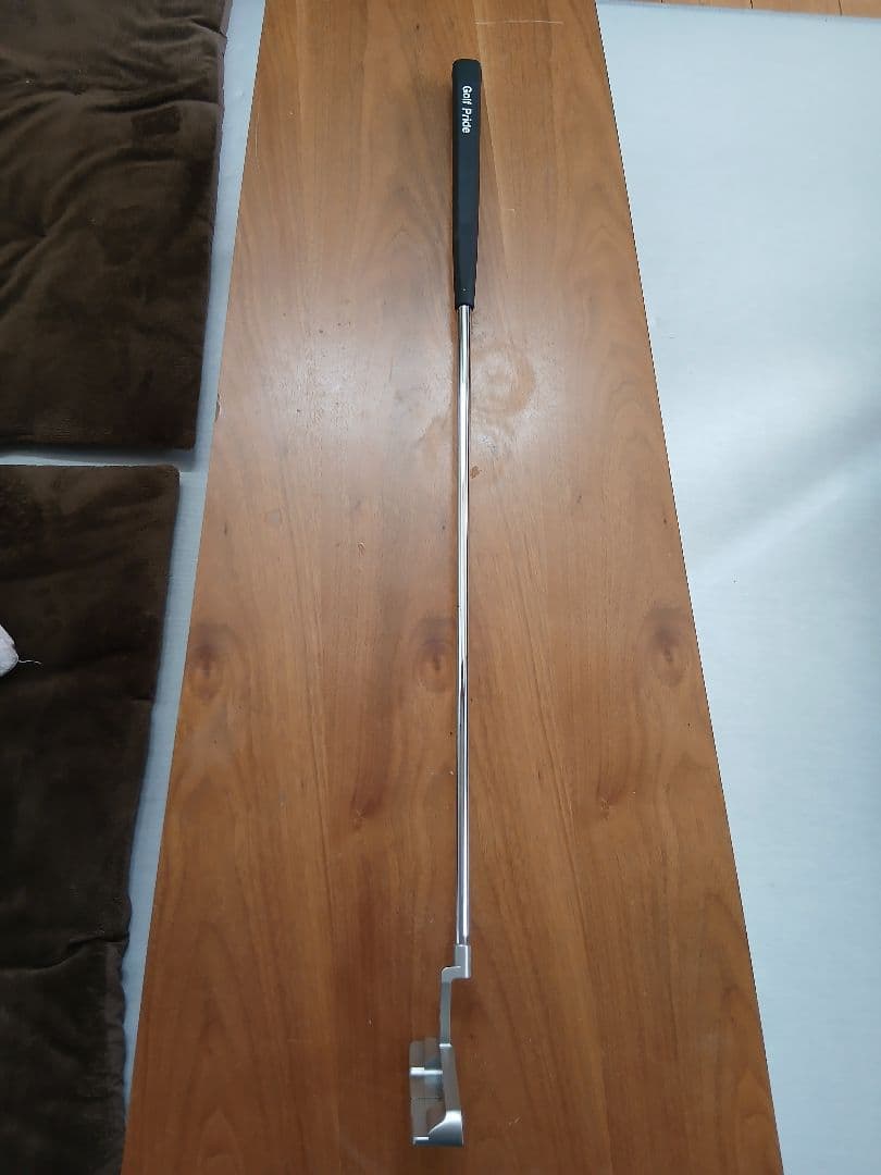 中 【希少・超美品】ピン型パター(限定プロトタイプ)