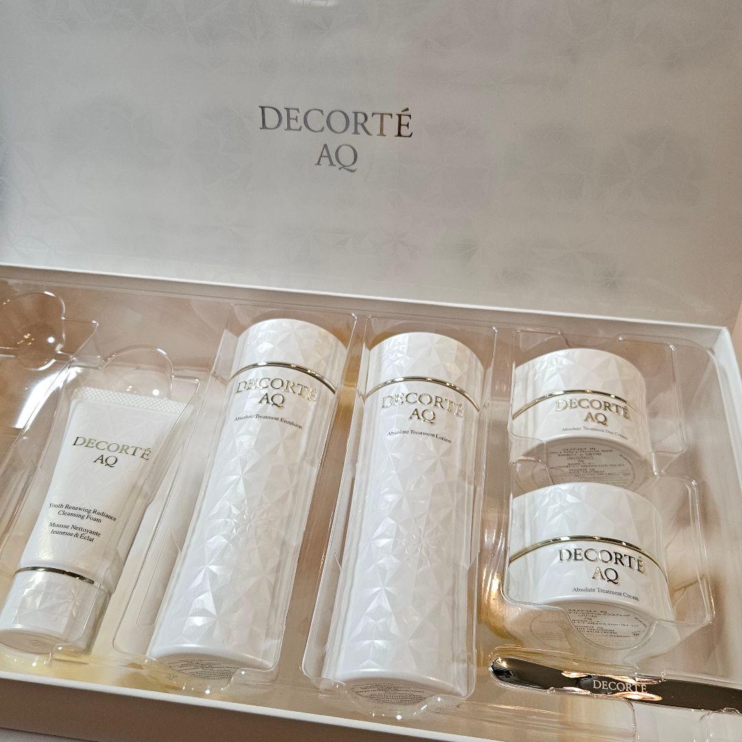【限定品】DECORTÉ コスメデコルテAQラディアンスコフレ Ⅰ