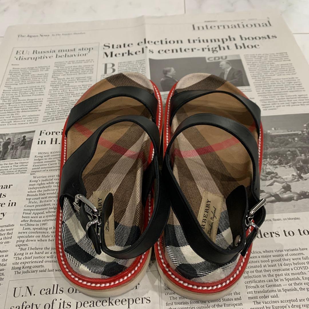 サンダル BURBERRY