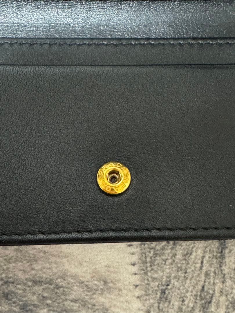 PRADA ブラックレザー　名刺入れ