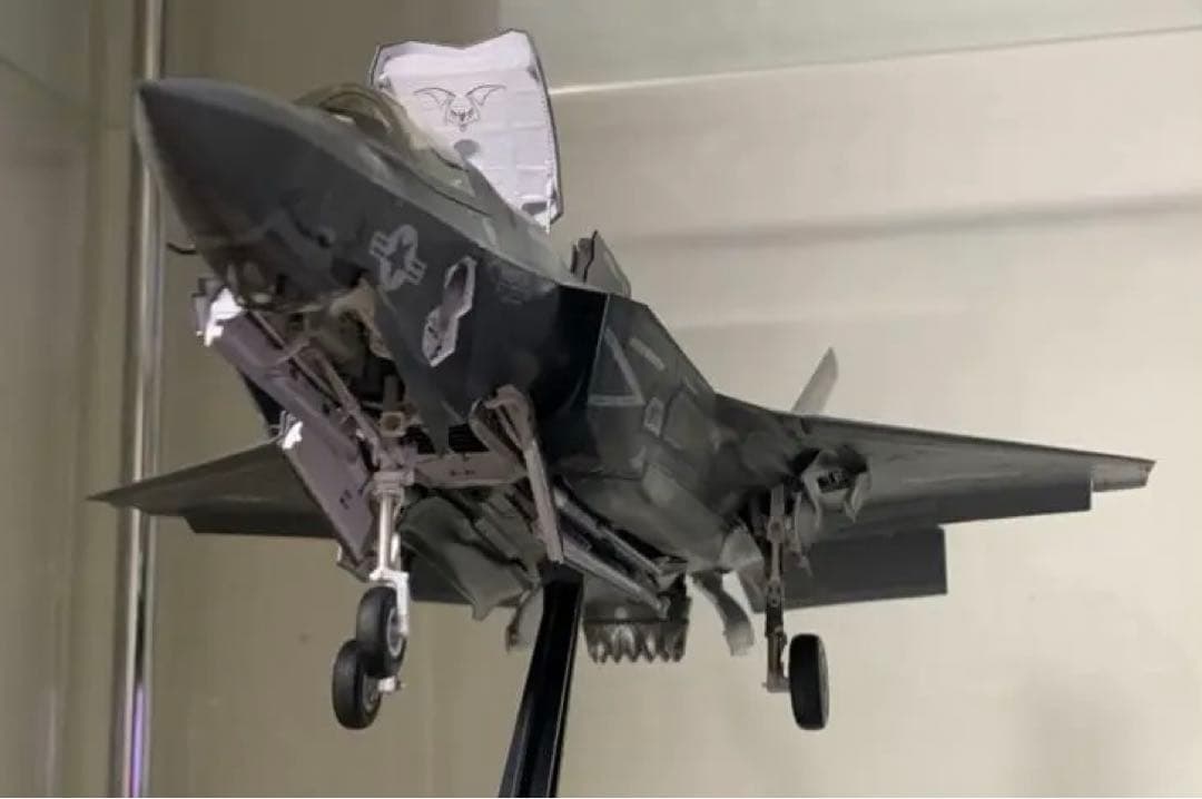 F-35B 1/48 垂直着陸状態