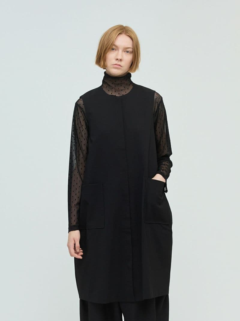 値下中【着用1回美品】mizuiro indジレ オケージョンやイベントに