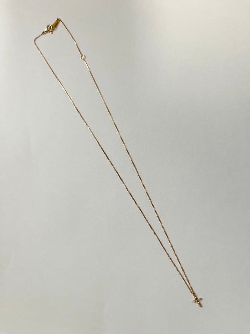 超美品 アガット agete K18 クロスダイヤネックレス