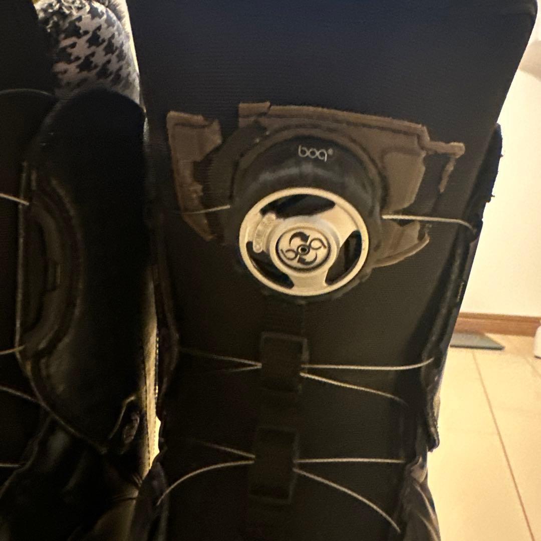 美品　HEAD ダイヤル式　スノーボードブーツ(女性用) 黒