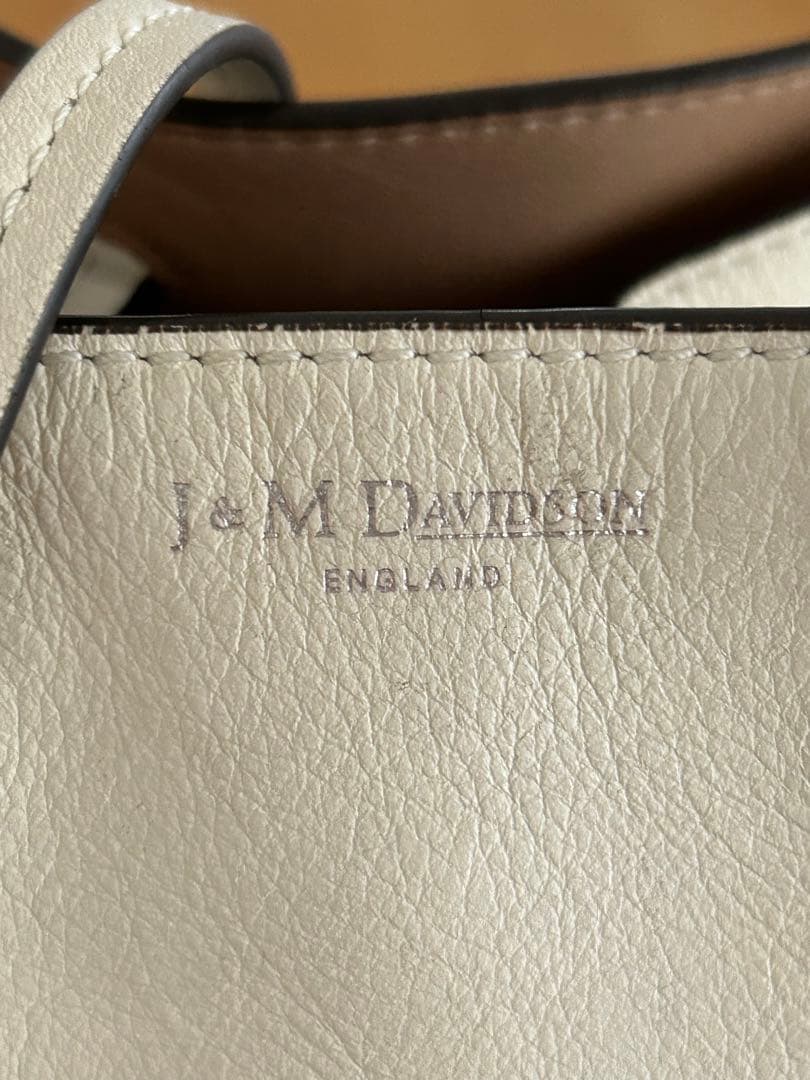 J&M DAVIDSON ミニ デイジー ウィズ スタッズ レザー バッグ