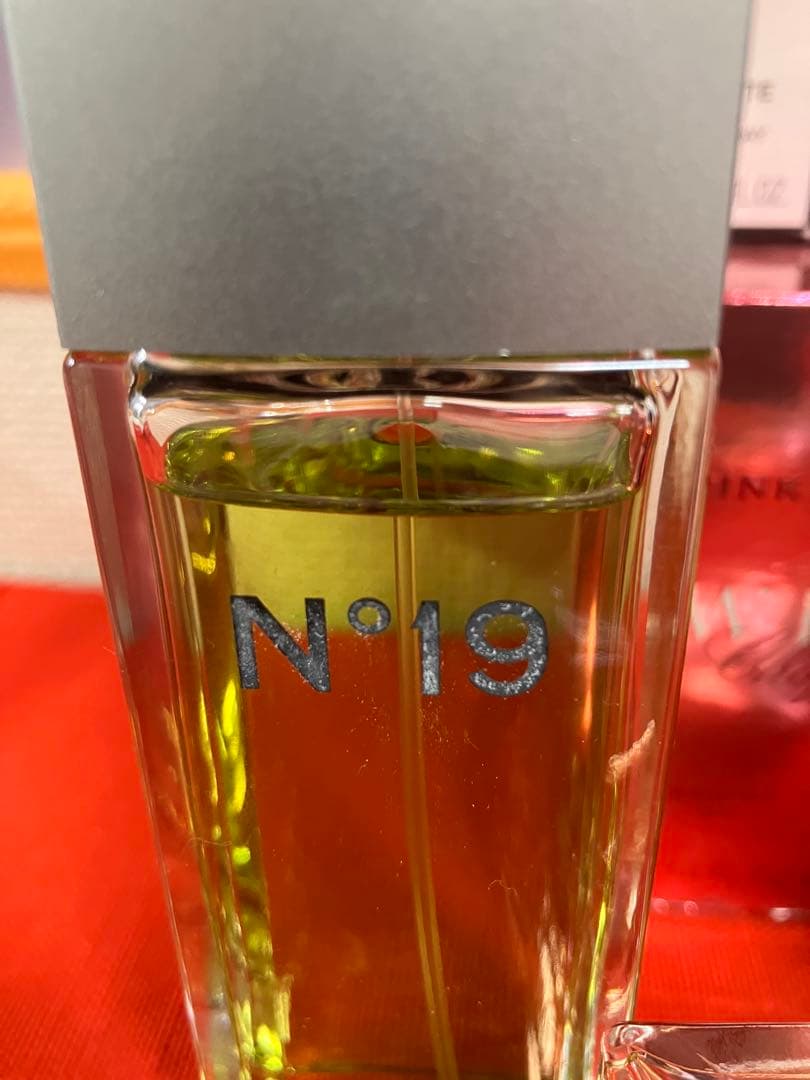 CHANEL N°19 N°5 RL 香水セット