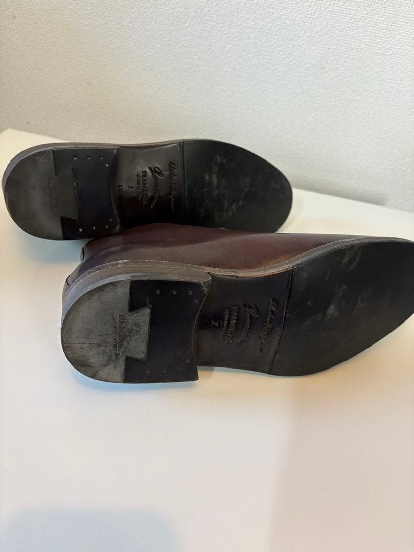 フェラガモ　シューズ