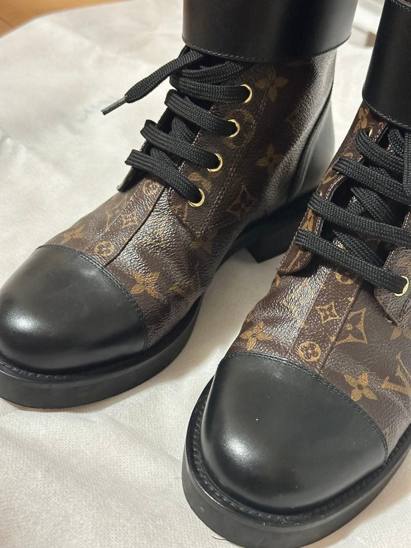 Louis Vuitton ダークブラウン ブラック ブーツ