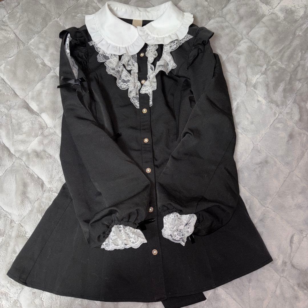 Secret Honey 袖スリットレースフリルセットアップ