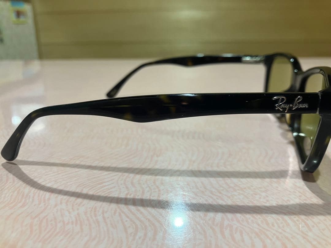 タレックス　イーズグリーン　レイバンメガネフレーム　度なし