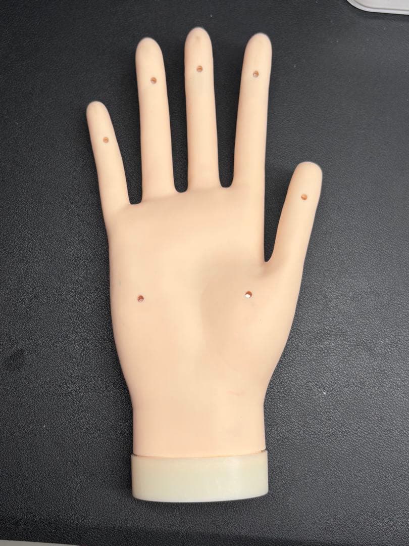 シリコン ネイル　ハンドくん　検定用ハンド　練習用手モデル