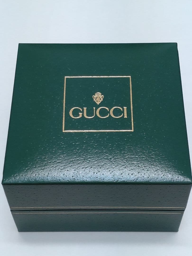 GUCCI 時計 チェンジベゼル