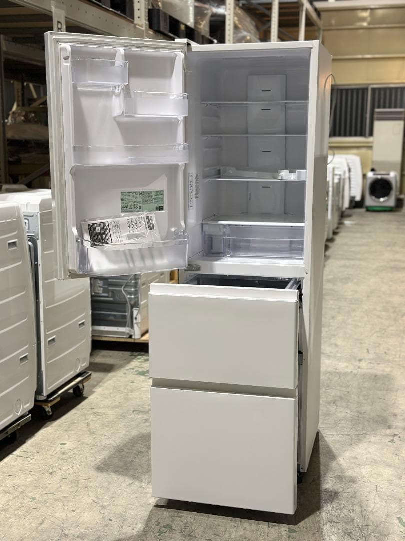 ■日立■3ドア冷蔵庫　R-V32TVL(W)　315L　ホワイト　2023年製