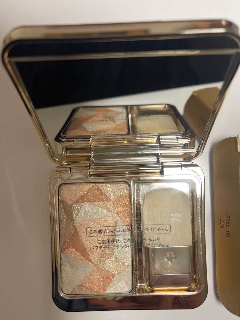 クレ・ド・ポー　ポーテ ル　レオスールデクラ　202