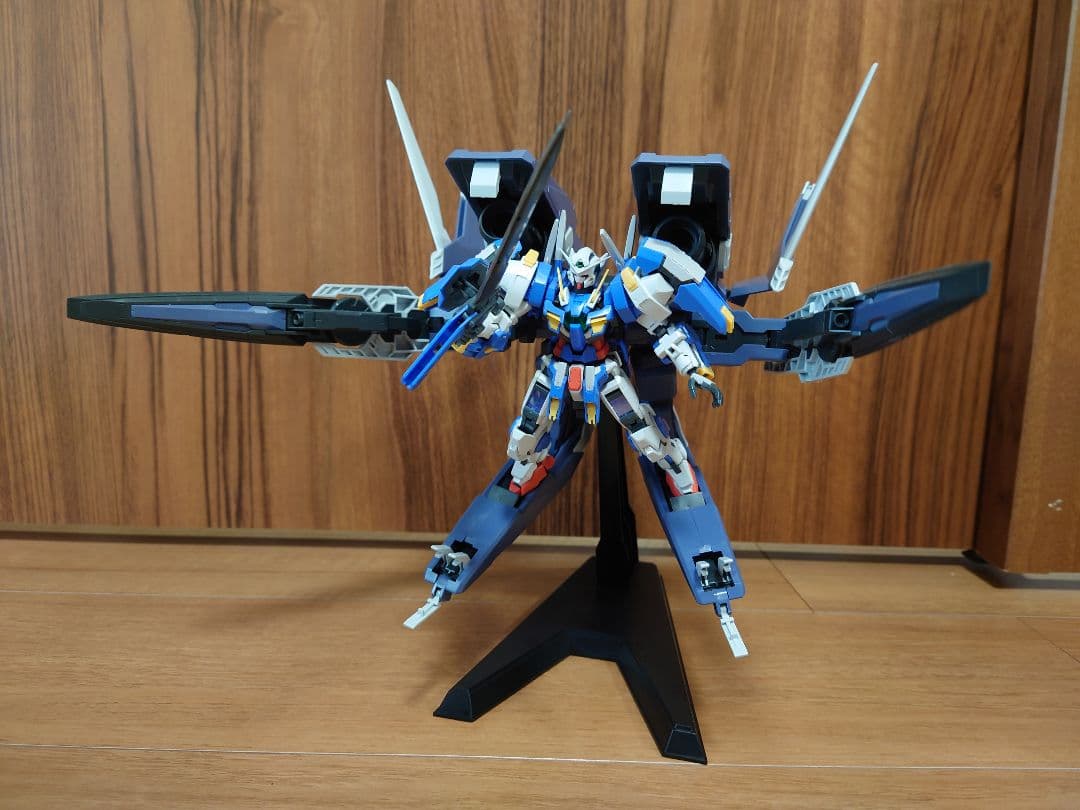 RG 1/144 アヴァランチエクシアダッシュ ＋ GNアームズリアルカラー