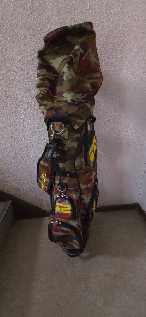 ロサーセン　迷彩 ゴルフバッグ スタンド付き