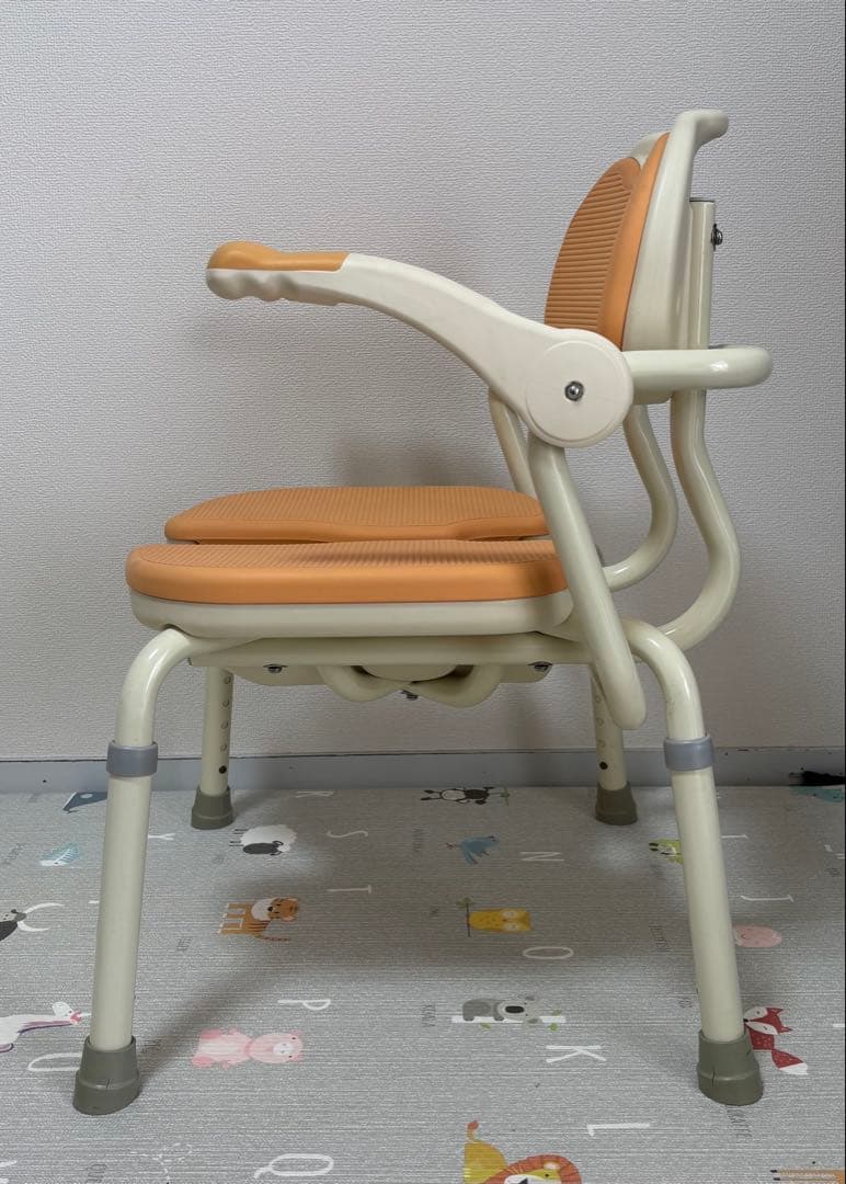 安寿　アロン化成 ひじ掛け付 シャワーイス HP 介護