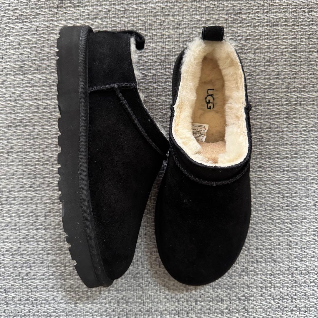 アグ　クラシック　マイクロ