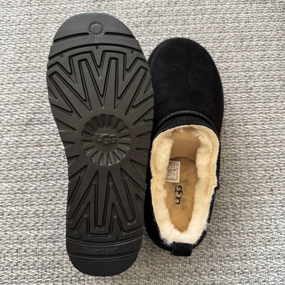 アグ　クラシック　マイクロ