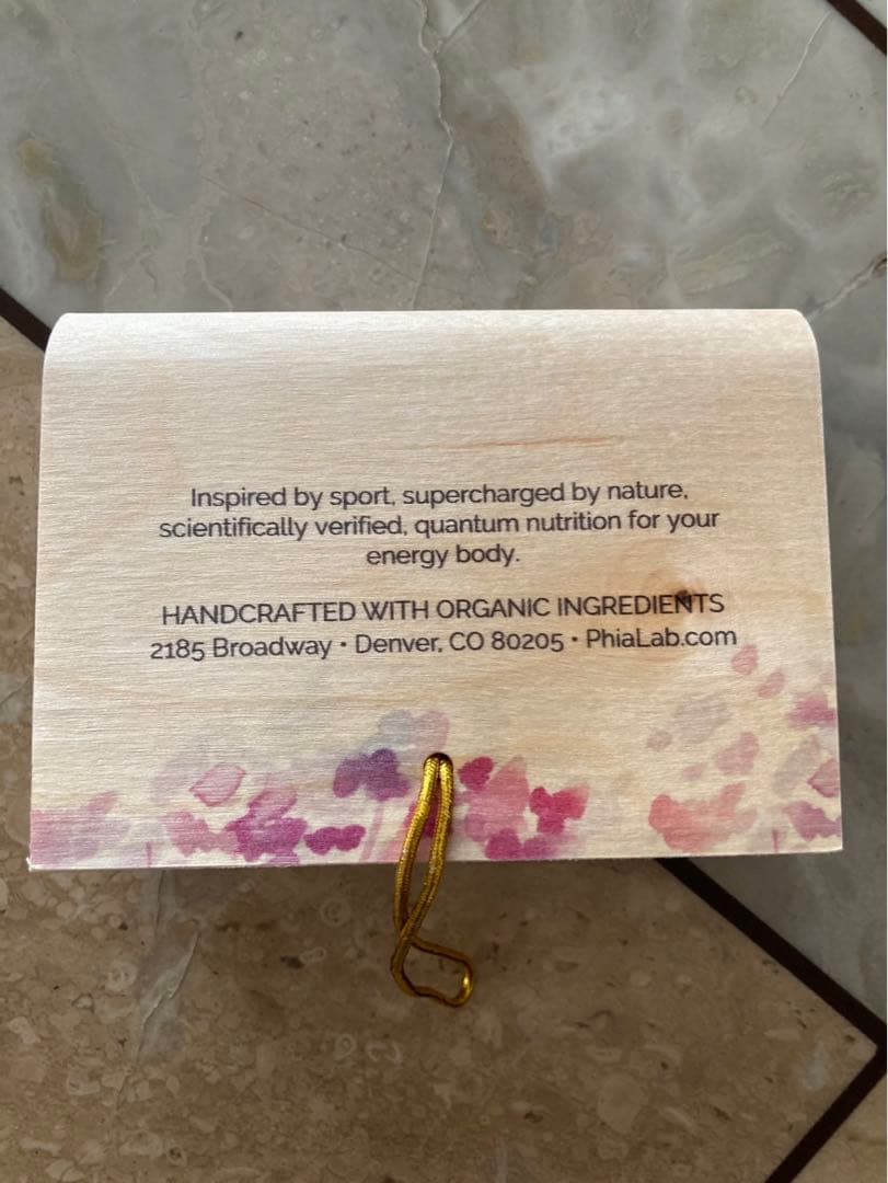 phia エネルギーブーケ CHARISMA 香水