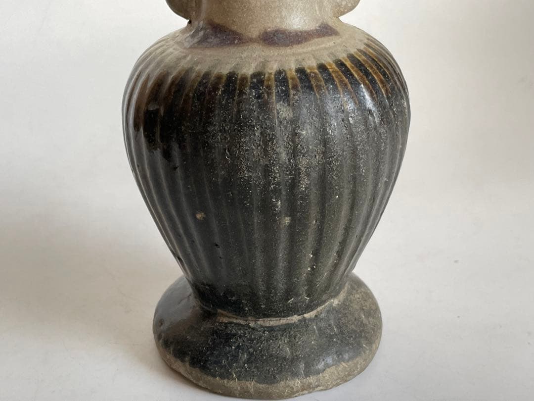 骨董　アンティーク　琉球古陶　沖縄　仏花器　花瓶　やちむん　合わせ箱