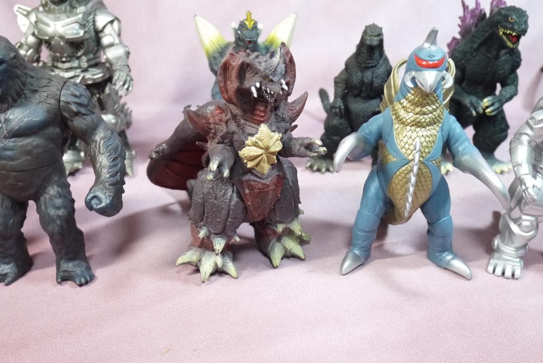 ゴジラ　メカゴジラ　ガイガン　ラドン　レギオン　デストロイア　コング　15体