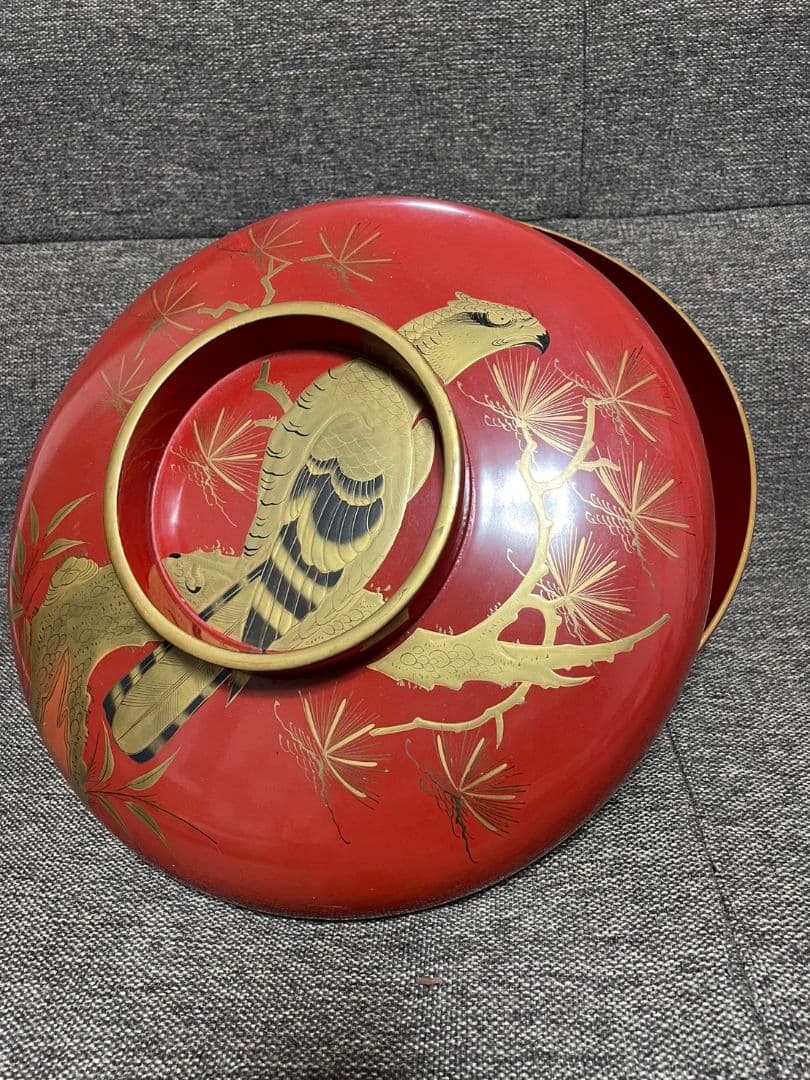 【鷹の絵の大平】