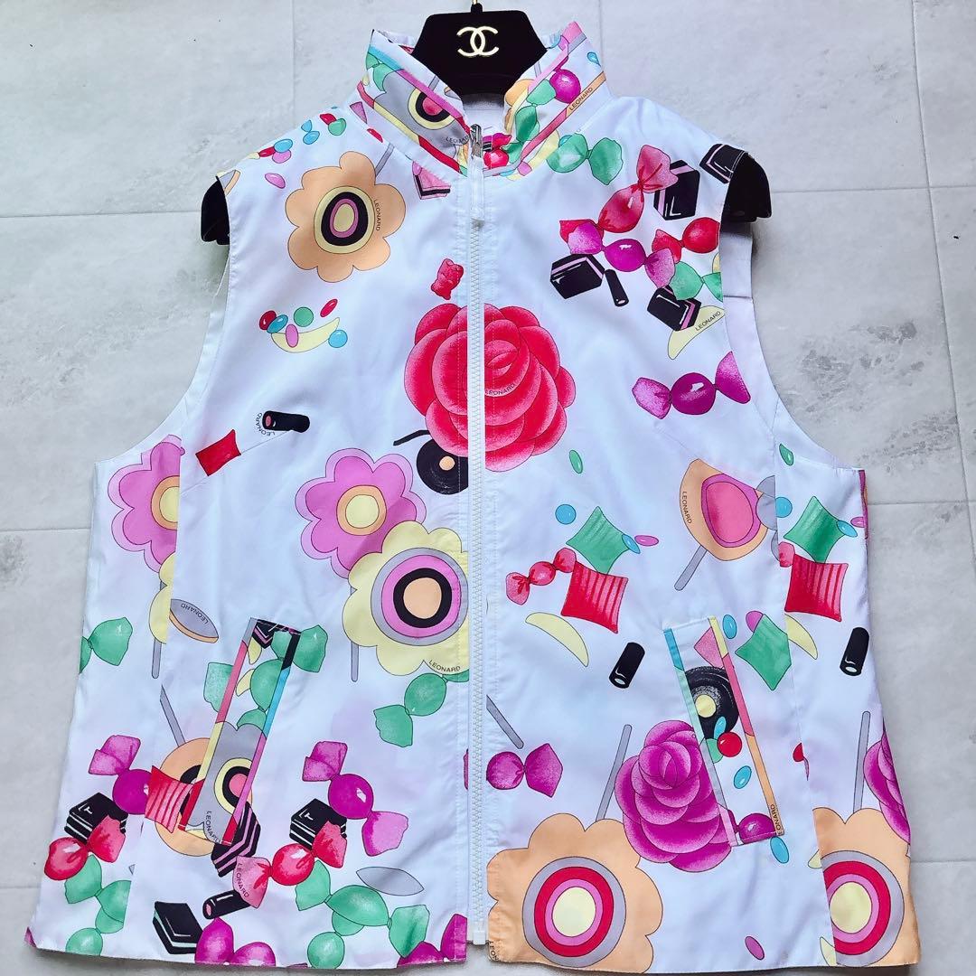 未使用級✨レオナール スポーツ リバーシブル ベスト ロゴ 花柄 XL