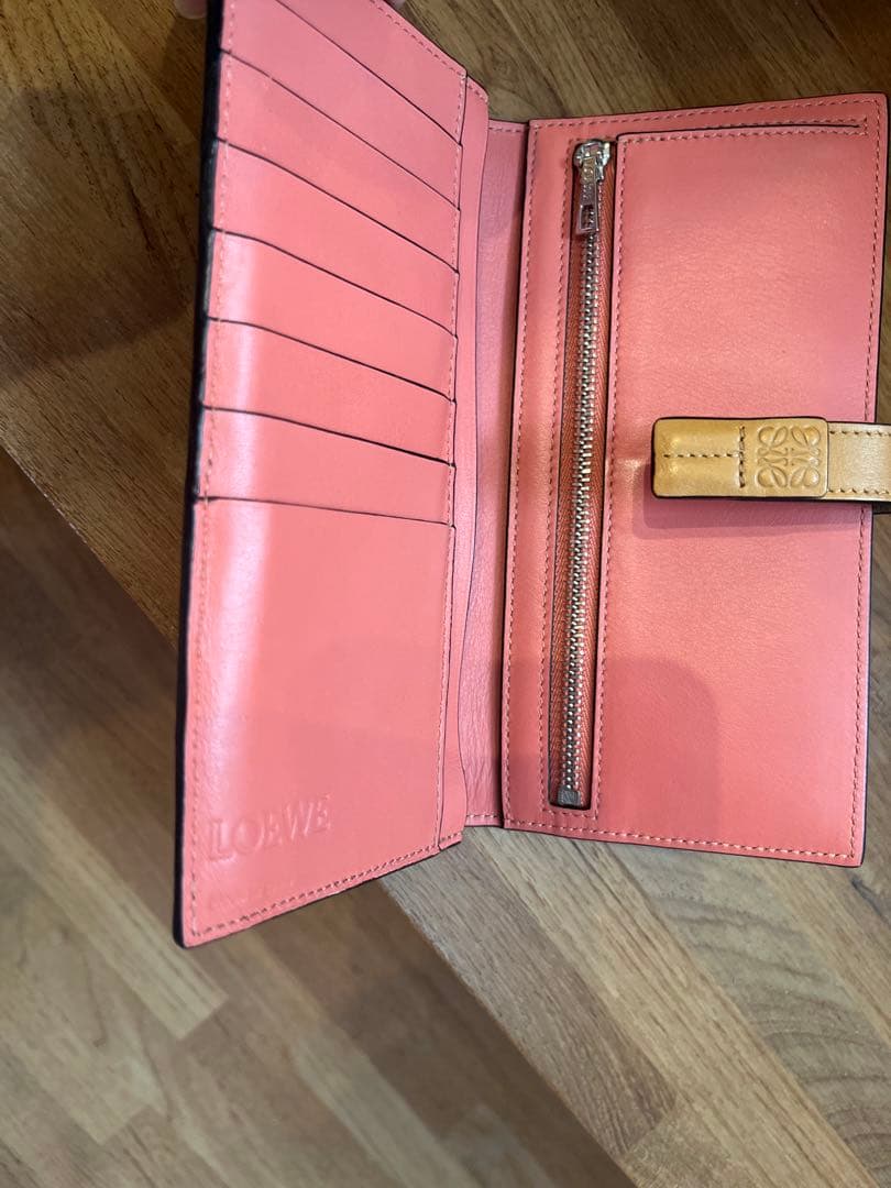 LOEWE ロエベ バーティカルウォレット　長財布
