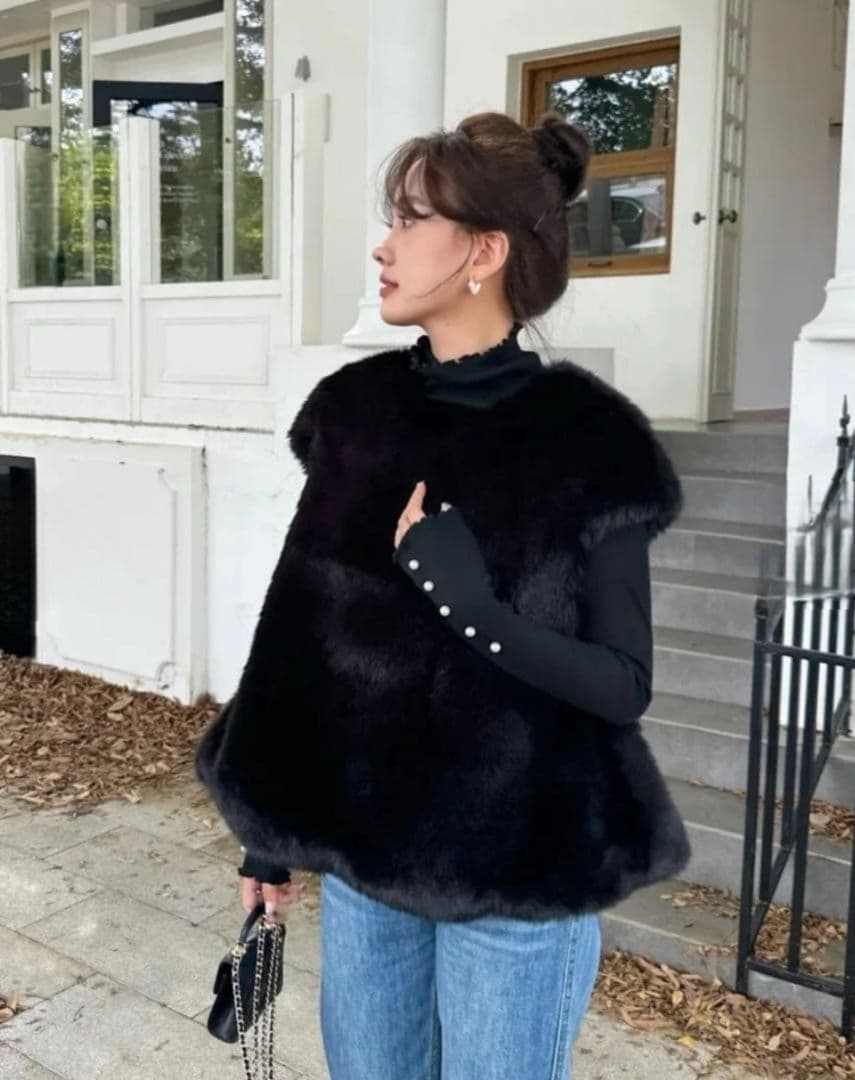 美品 バースデーバッシュ ファーベスト バックリボン ふわふわ可愛い