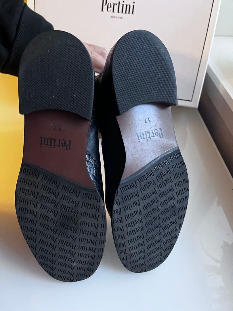 Pertini スペイン製ブラックレザー サイドゴアブーツ クロコダイル風