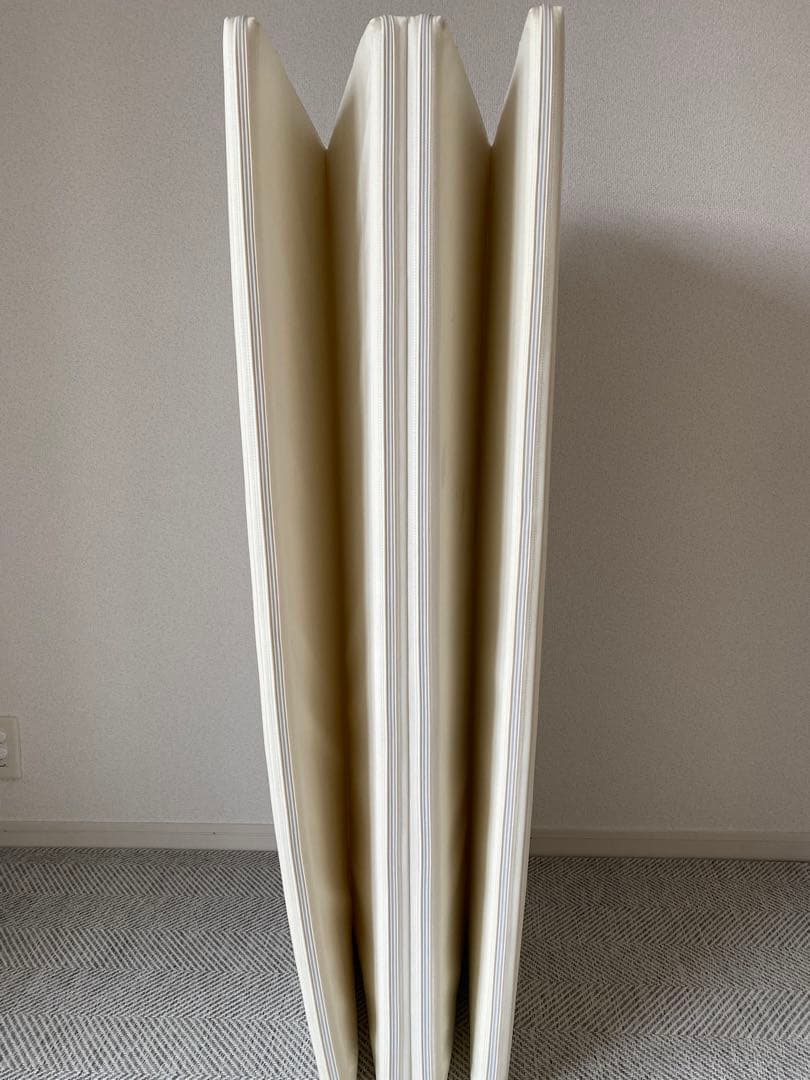 ケラッタ　160×120プレイマット ホワイト