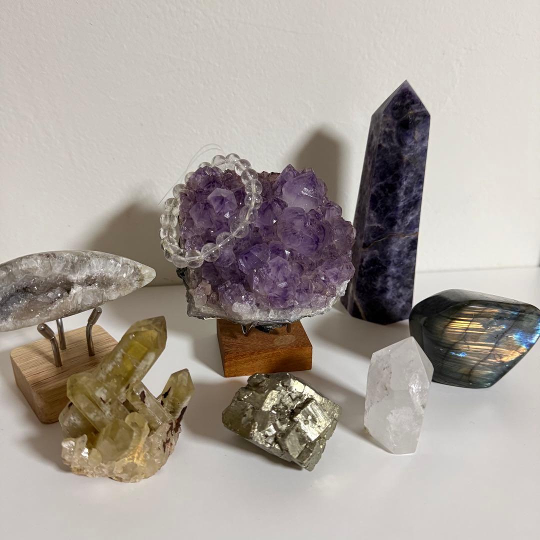 【特価】アメジスト 天然石 8点セット 水晶 フローライト 原石　計1.9kg!