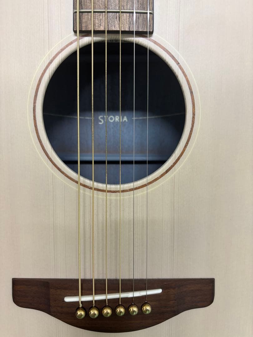 YAMAHA STORIA アコースティックギター エレアコ ホワイト