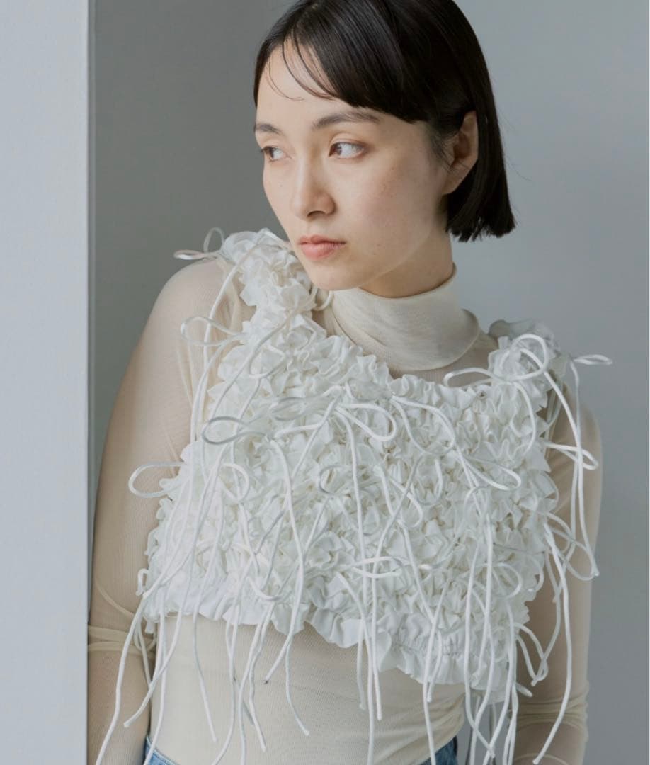 perna フリルリボンベスト　ホワイト