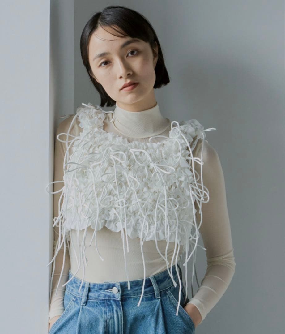 perna フリルリボンベスト　ホワイト