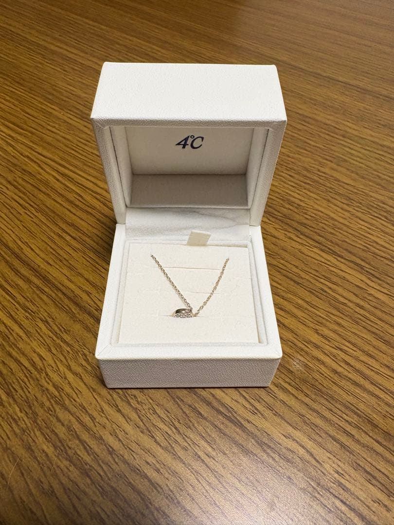 4°C シルバー ネックレス