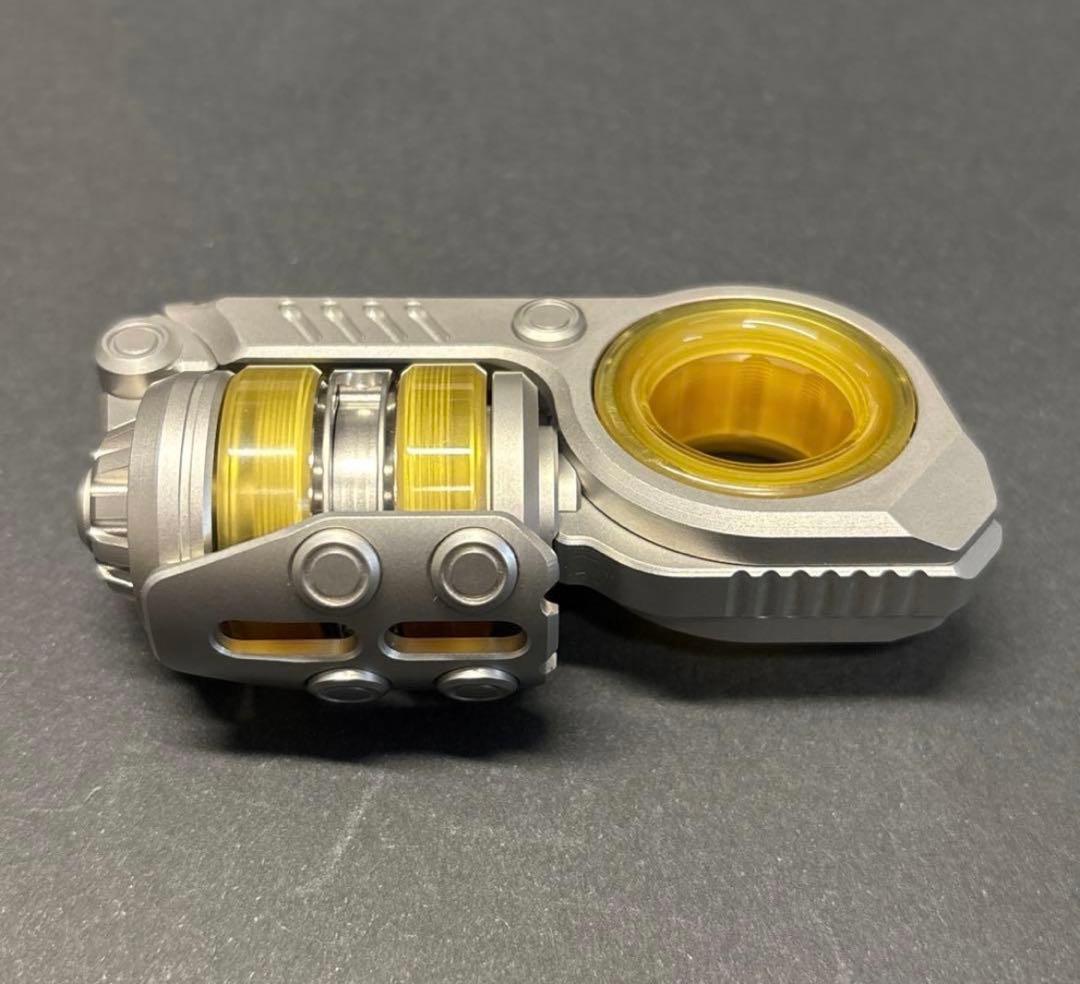 音叉内蔵 フィジェットトイ　EDC グレネード型　フィジェット　ハンドスピナー