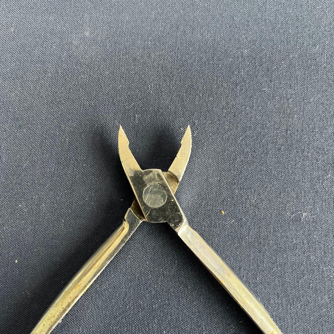 歯科用プライヤー多数