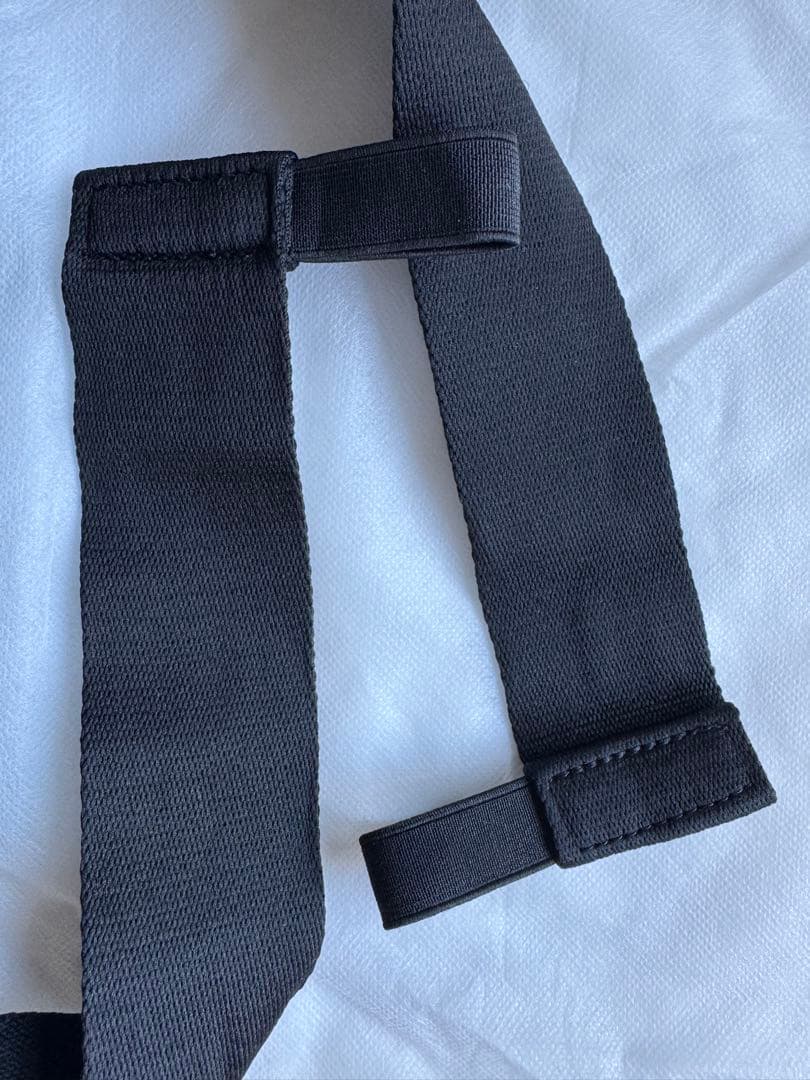 POMULU ポムル　ヒップシート　ショルダーバック　新型ブラック　 試着のみ