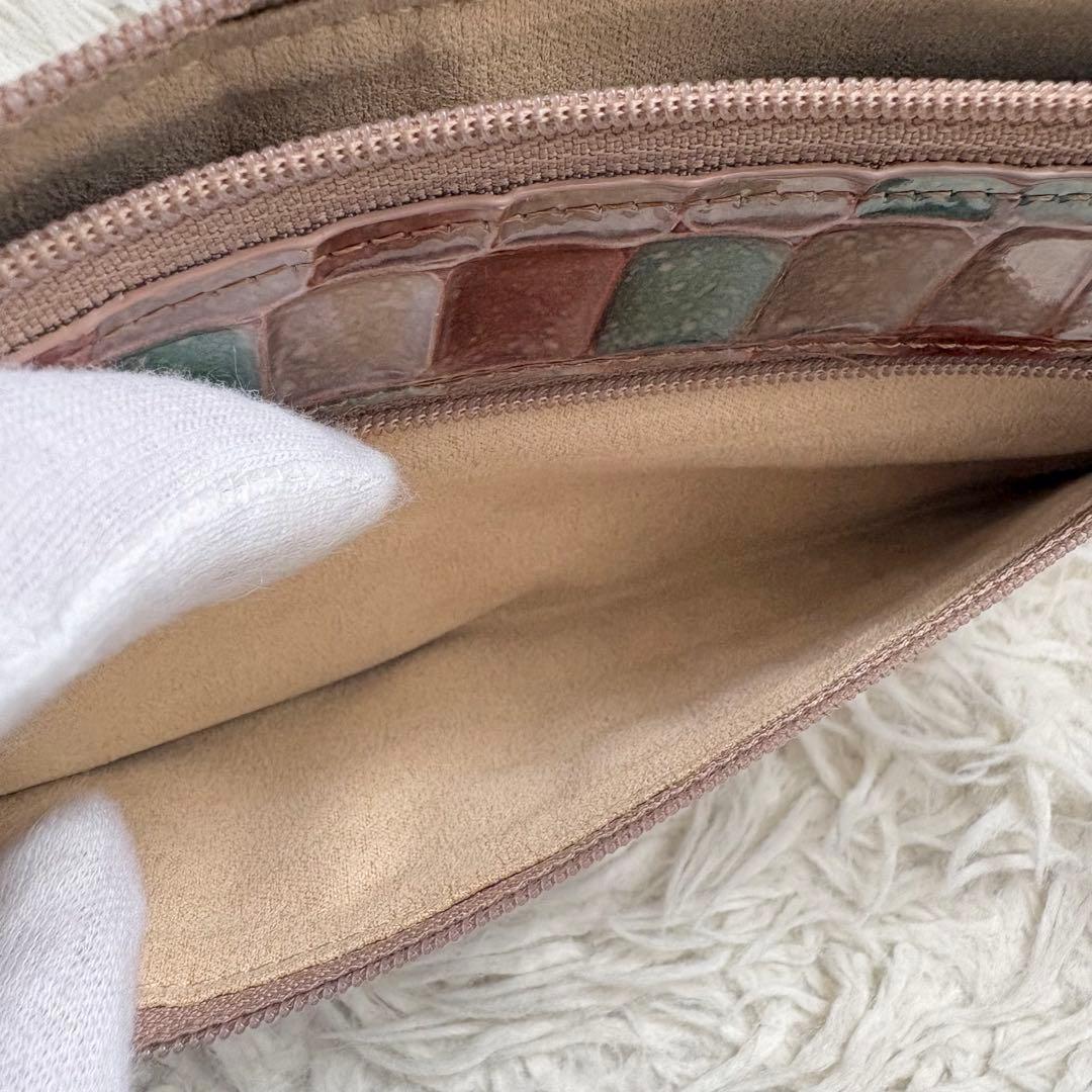 極美品　アタオ　リモ　limo ヴィトロ　アドリアエメラルド　長財布　レディース