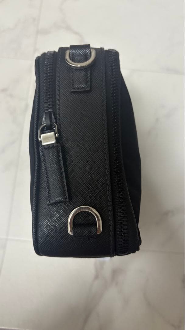 PRADA プラダ ブラック ショルダーバッグ バッグ 美品 男女兼用
