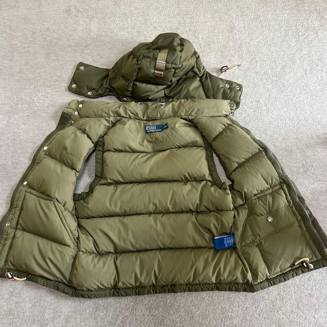 オリーブ色 フード付き ダウンベスト