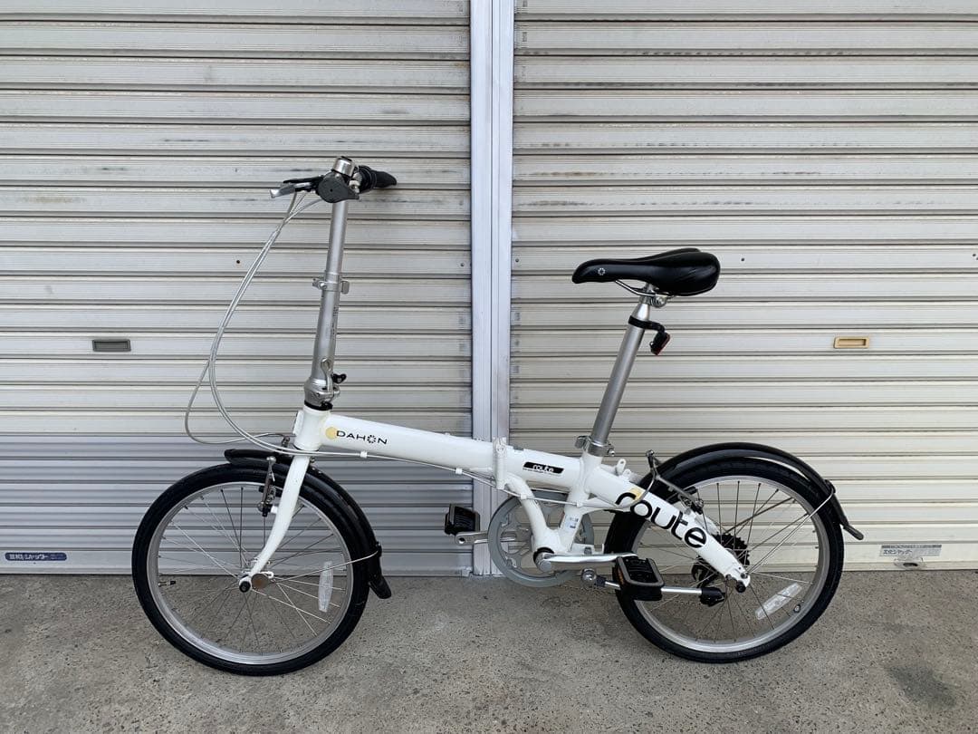 送料無料DAHON 折り畳み自転車route SHIMANO 7速 20インチ