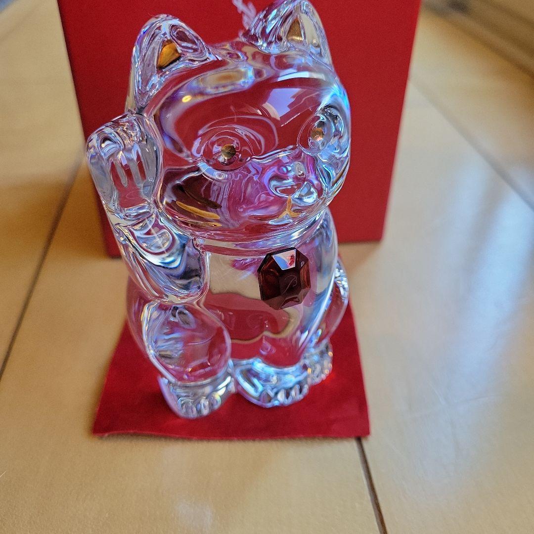 バカラ　レッド　オクトゴン　招き猫　置物