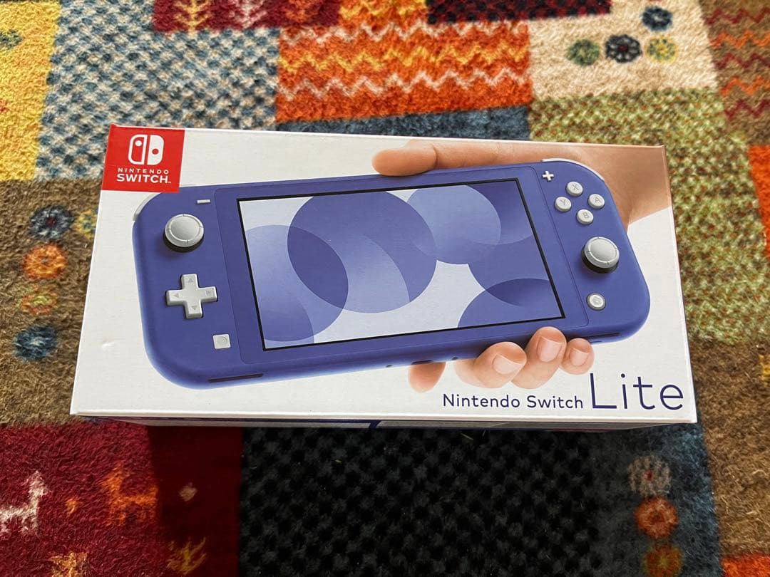 石井【新品・未開封】Nintendo Switch Lite ブルー